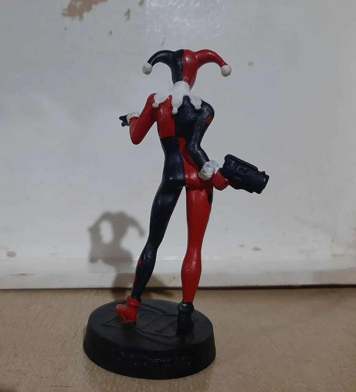 Harley Quinn miniatura Eaglemoss,  Dc comics. Usado em excelente estado. - Foto 2
