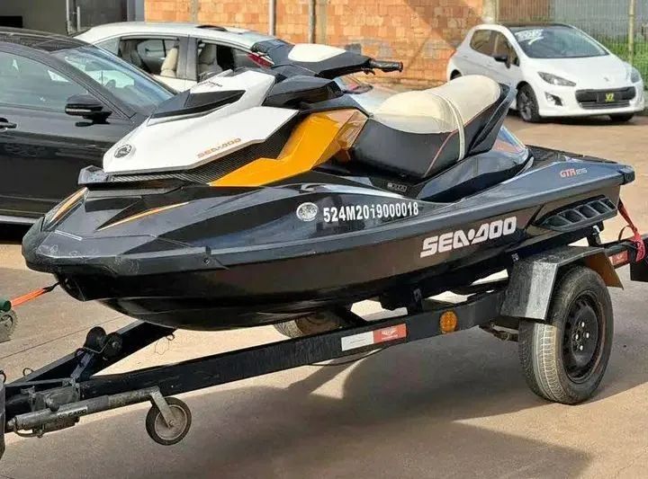 Jetski seadoo GTR