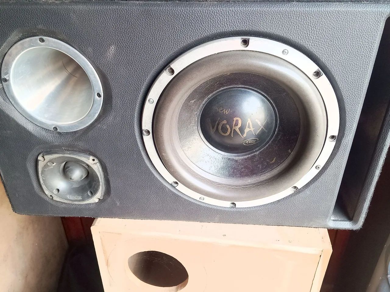 Vendo caixa trio de 12 polegadas  - Foto 2