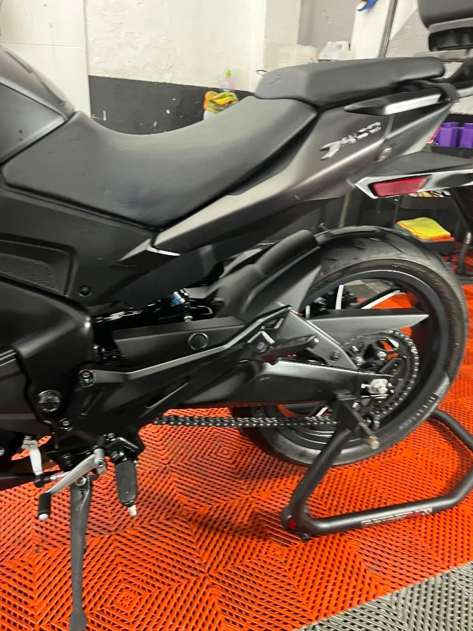 BAJAJ DOMINAR 400 - 2025 - Foto 4