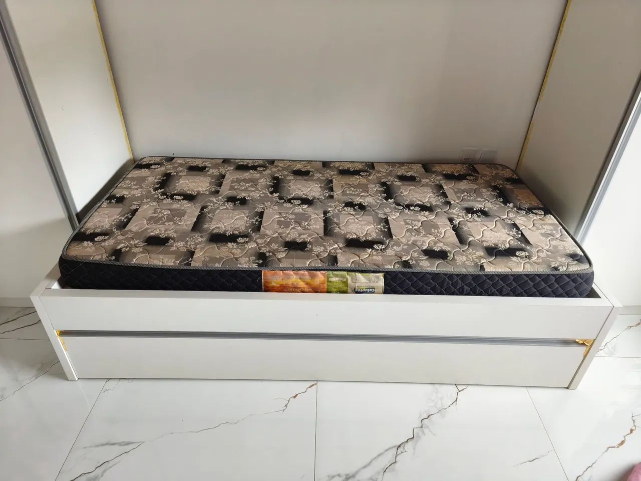 Cama de solteiro de madeira  - Foto 2