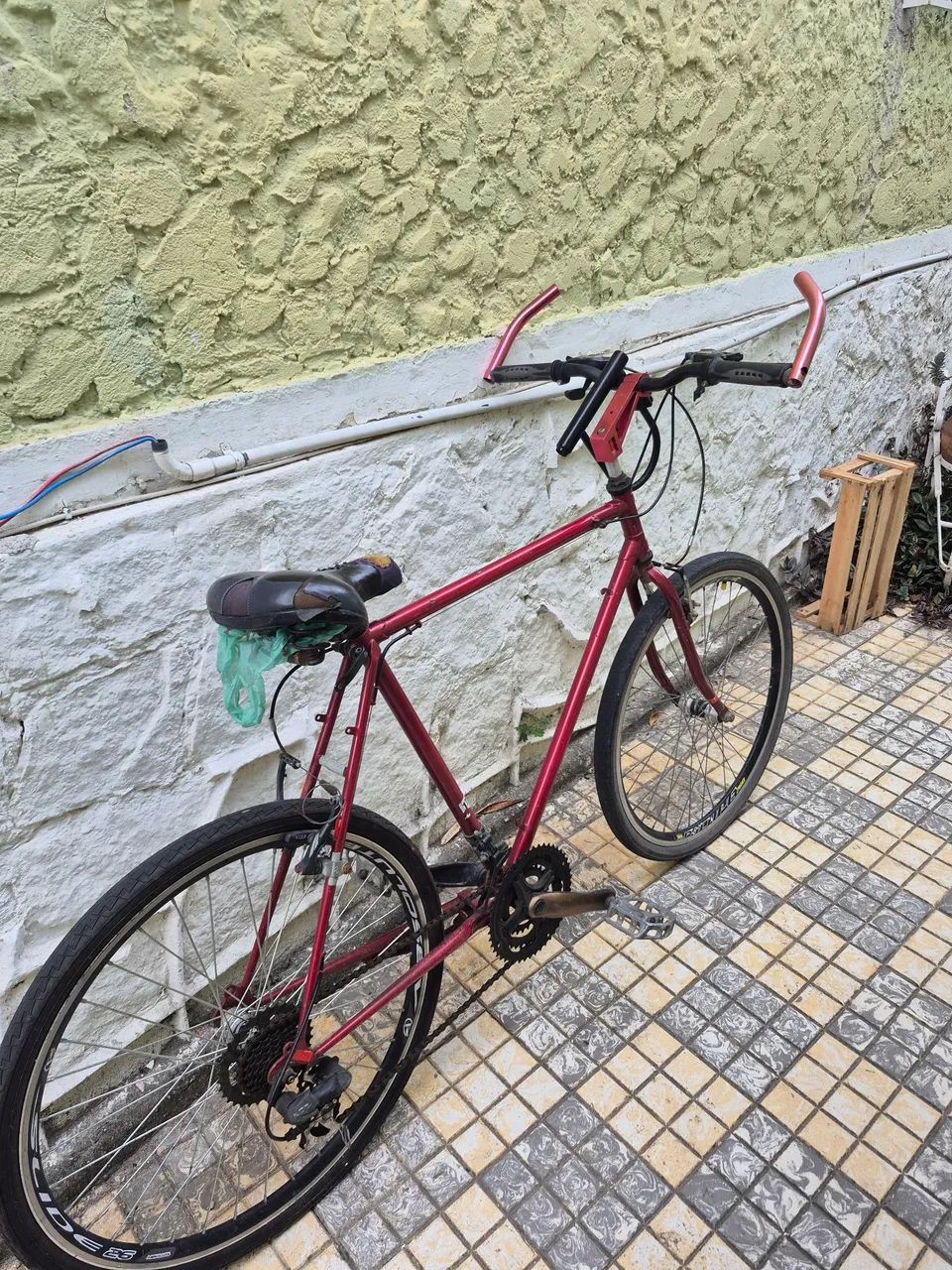 Bicicleta Vermelha Usada