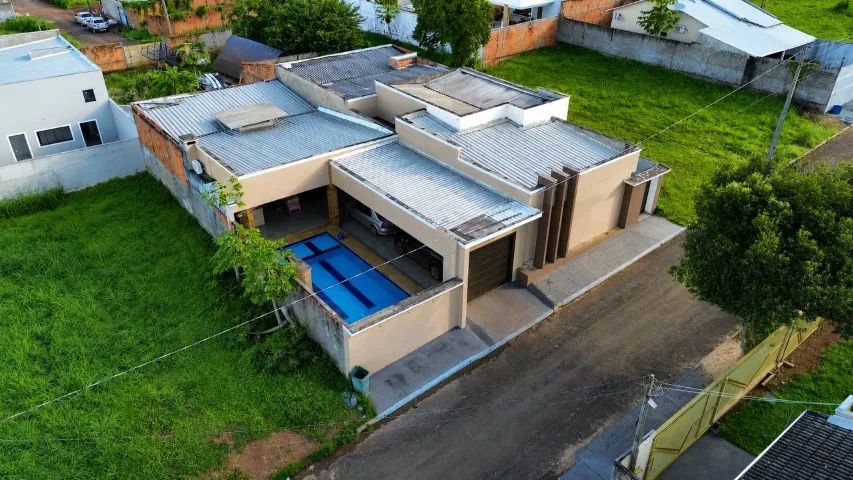 Casa de 500m² com Piscina em Guarai - Foto 2