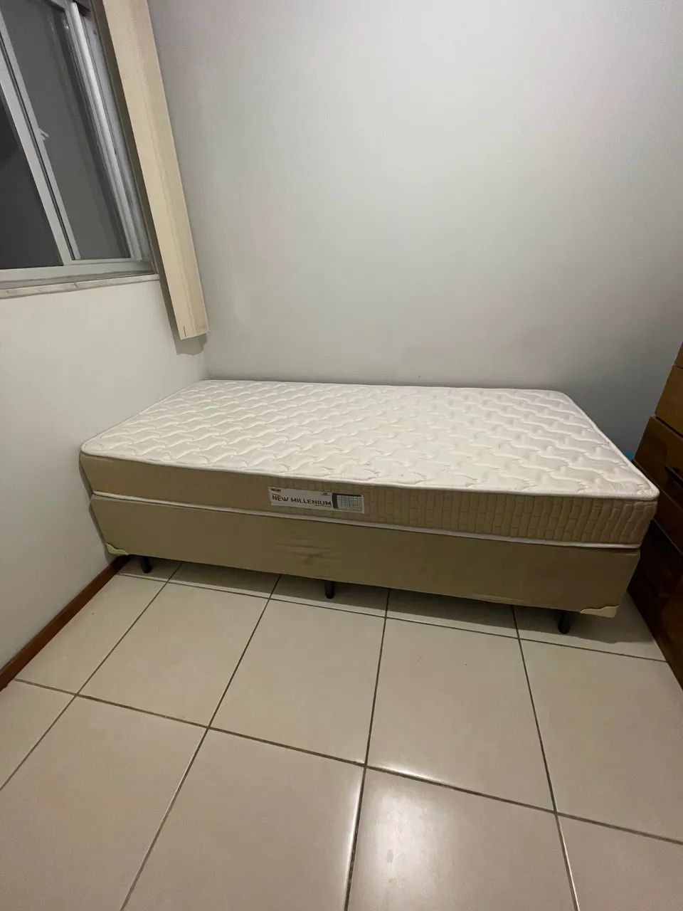 Cama box solteiro D33 novinha!! - Foto 2