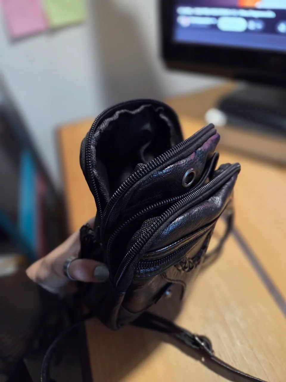 Bolsa preta pequena - Foto 4