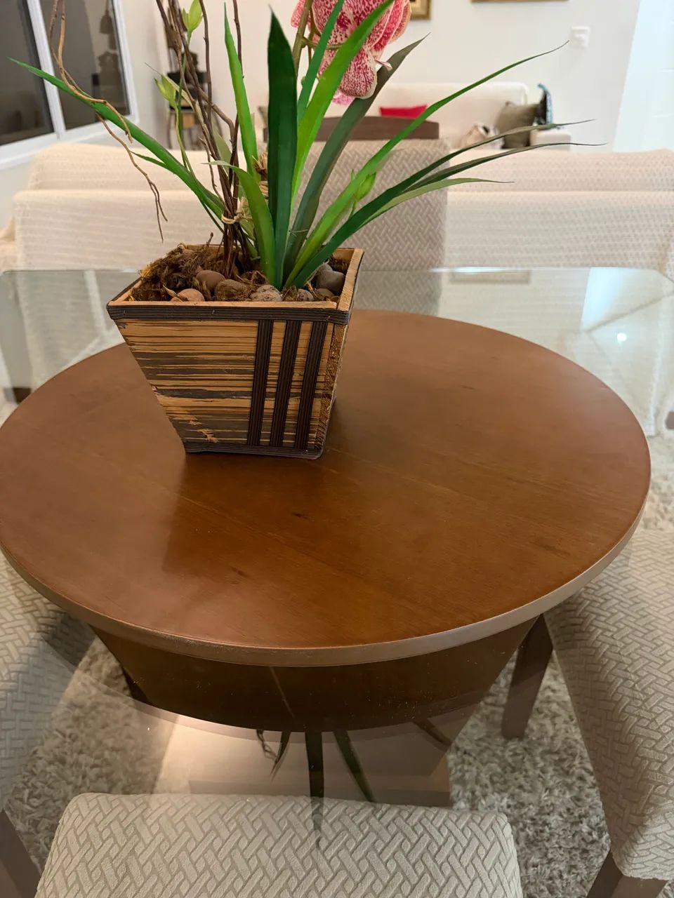 MESA DE JANTAR COM 4 CADEIRAS + GIRATÓRIO - Foto 4