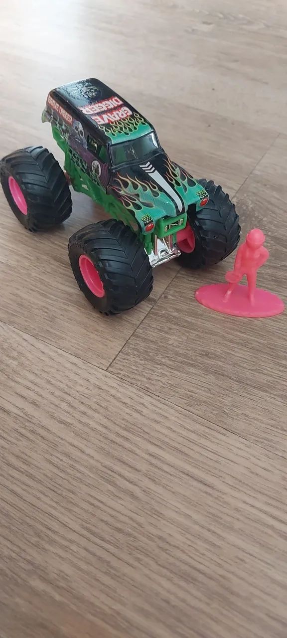 Monster Jam Grave Digger