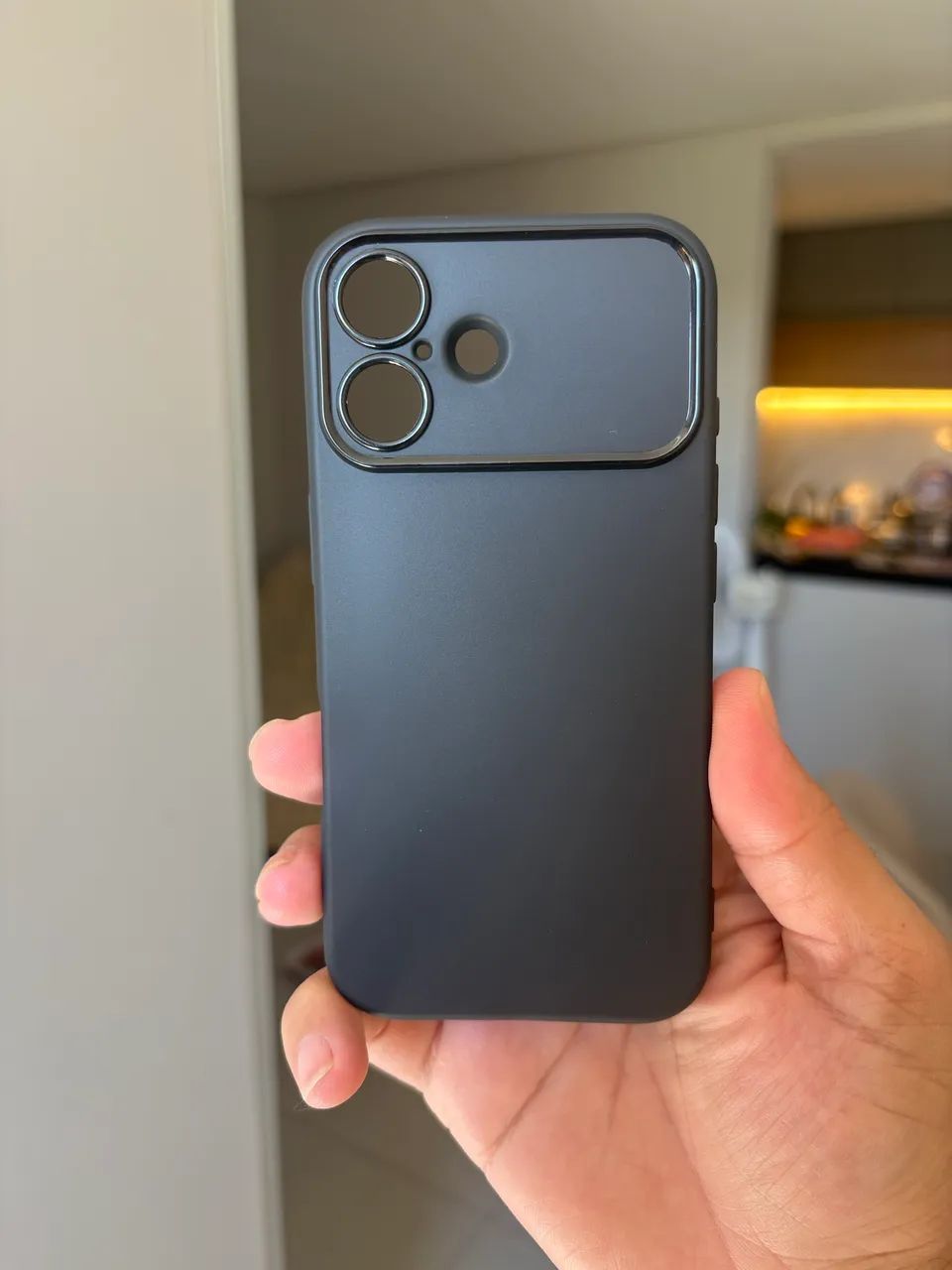 Vendo capa iPhone 16 normal nova - Foto 2