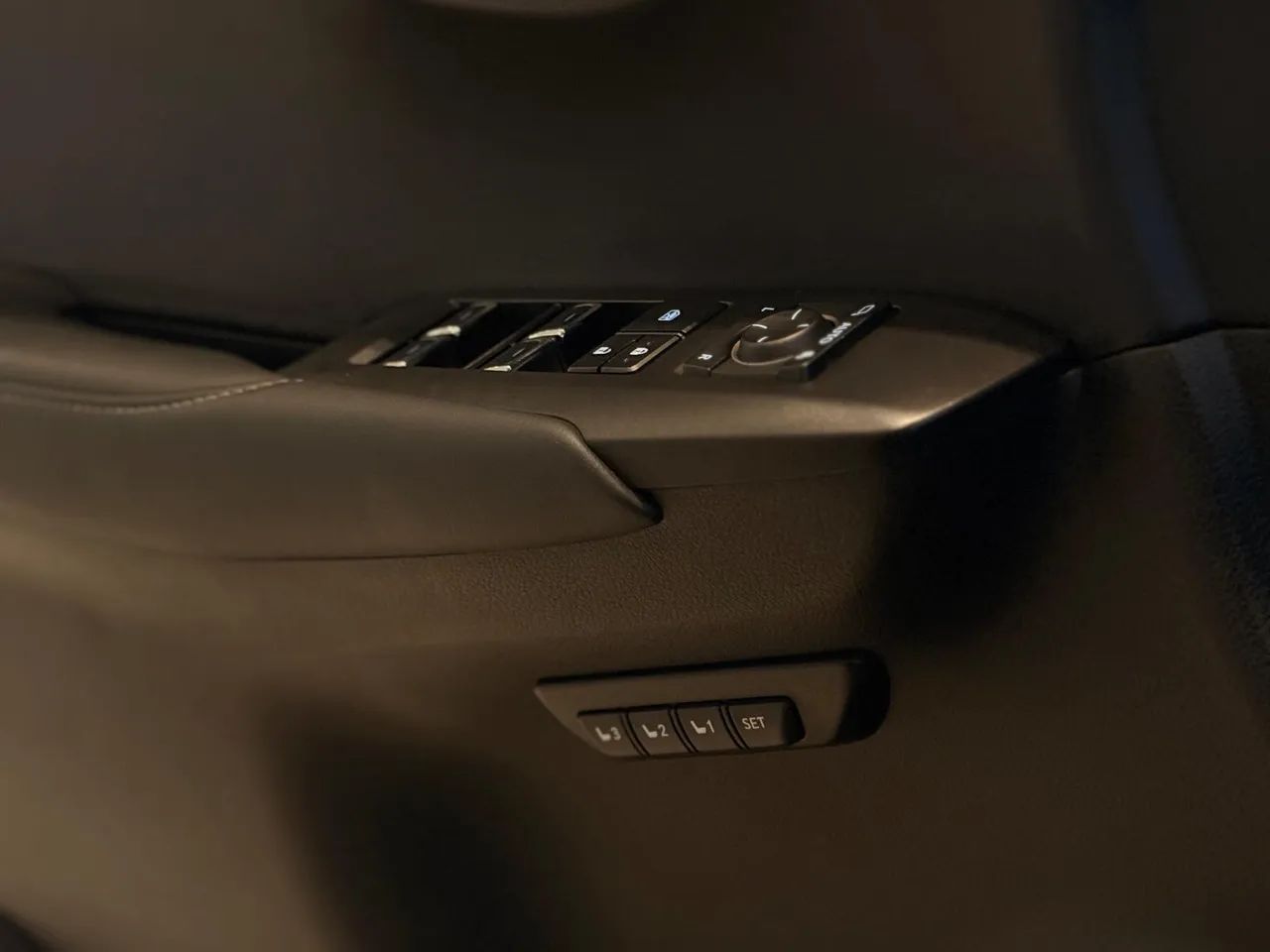 Lexus NX-300 H F-sport 2.5 16V Aut., foto 7 de 16