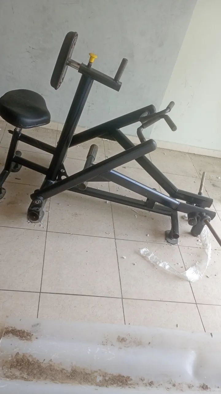 Duas máquinas de Academia pelo preço de uma
