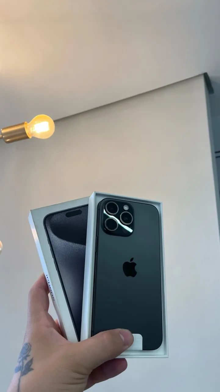 iPhone 15 Pro Max 