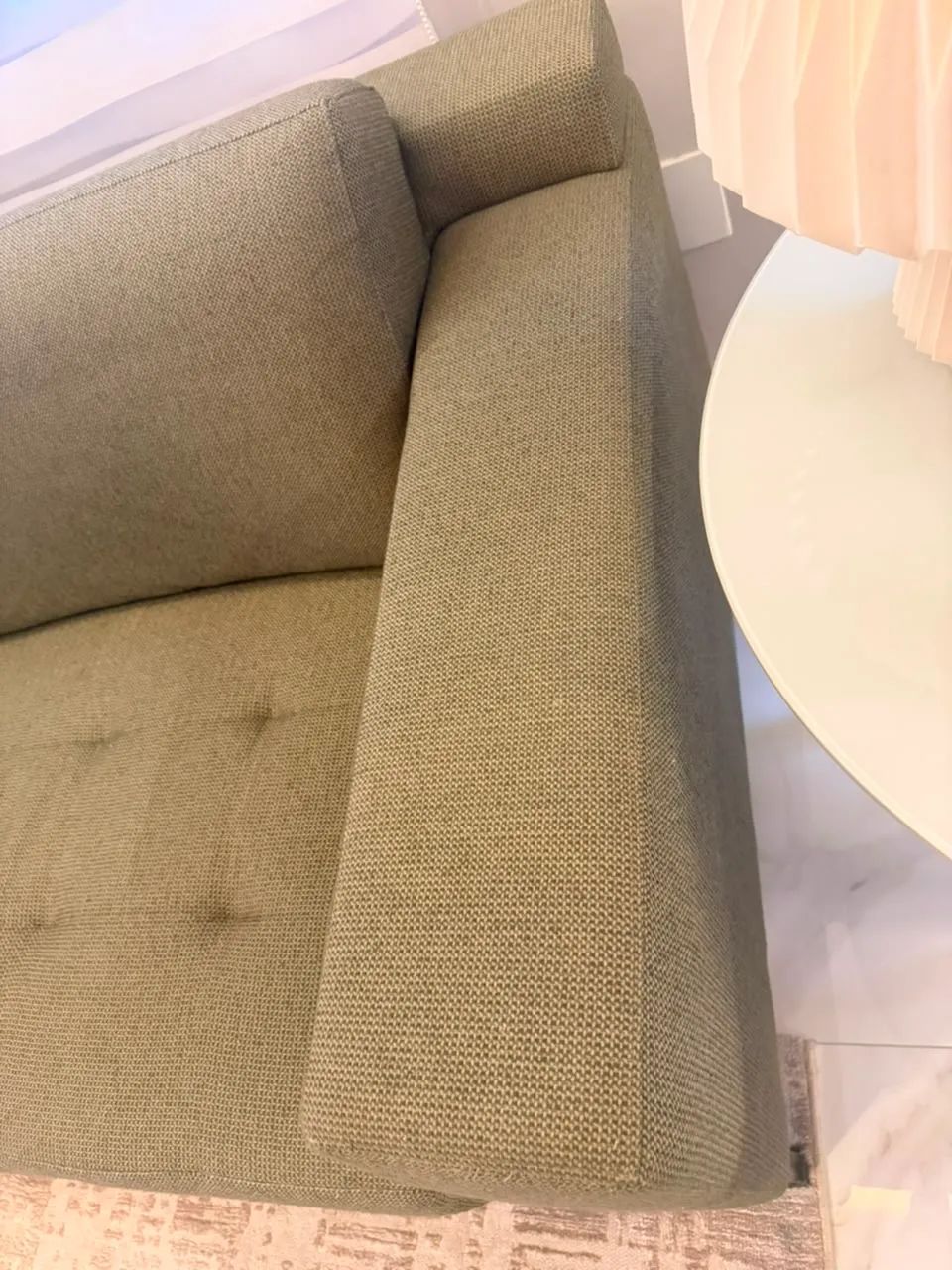 Sofá 3 lugares, design moderno  - Foto 4
