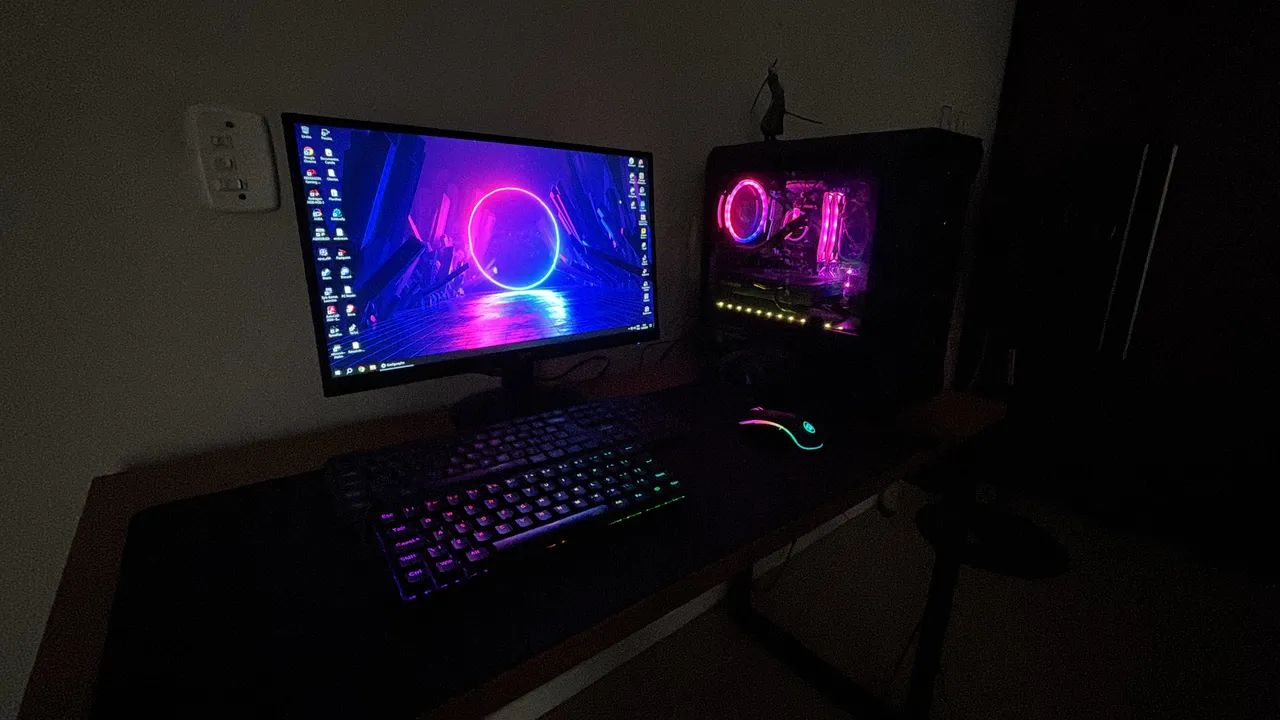 Pc Gamer Completo - vem com mesa e cadeira - Foto 5