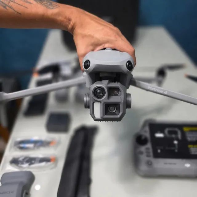 Drone Dji Matrice 4E - Anatel Br - 1 ANO de Garantia
