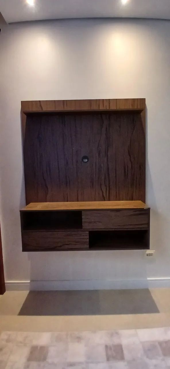 Painel de TV com Bancada Suspensa  - Foto 2