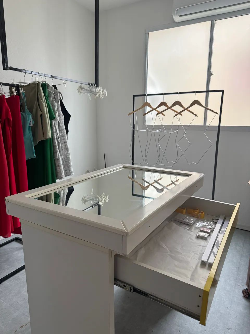 Estrutura + estoque para montar sua loja de roupas - Foto 2