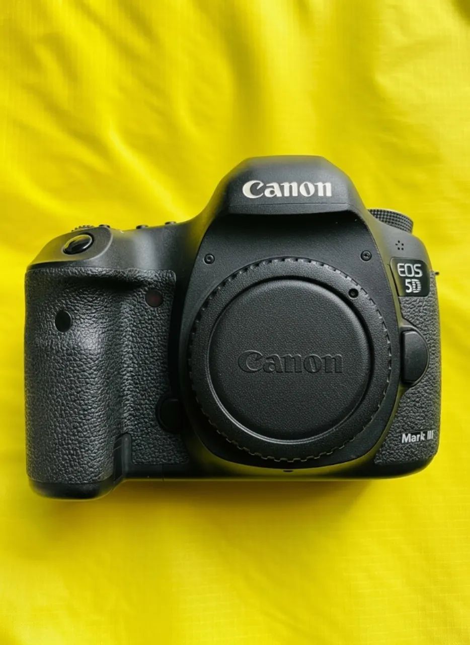 Câmera Canon 5D Mark III