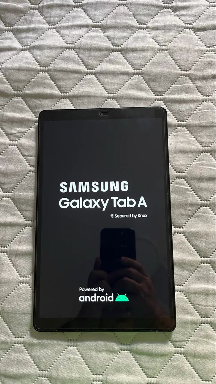 Tablet Samsung 10.1 polegadas com capa survivor