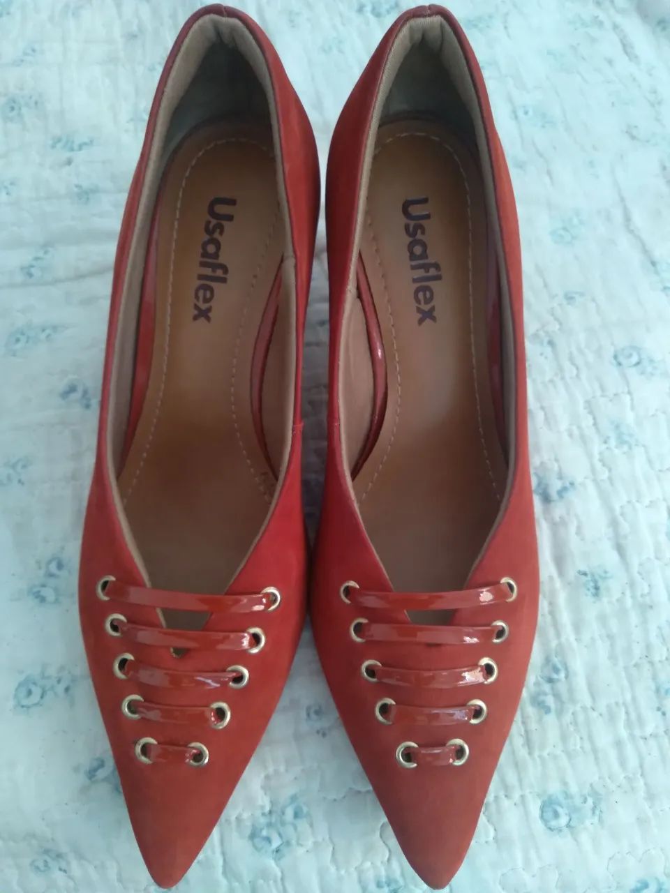 Sapato vermelho UsaFlex