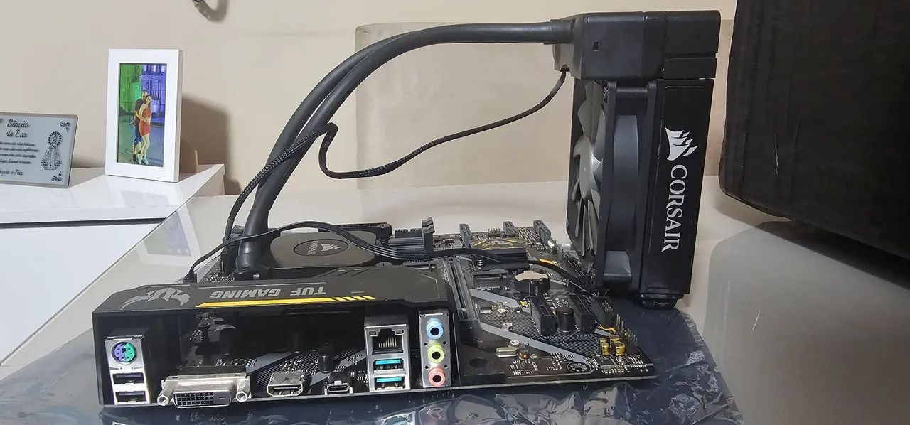 Placa mãe tuf b360m + i7 8700 