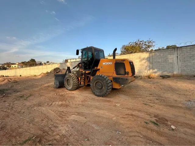 Pá Carregadeira Case W20G ano 2024 - Foto 4