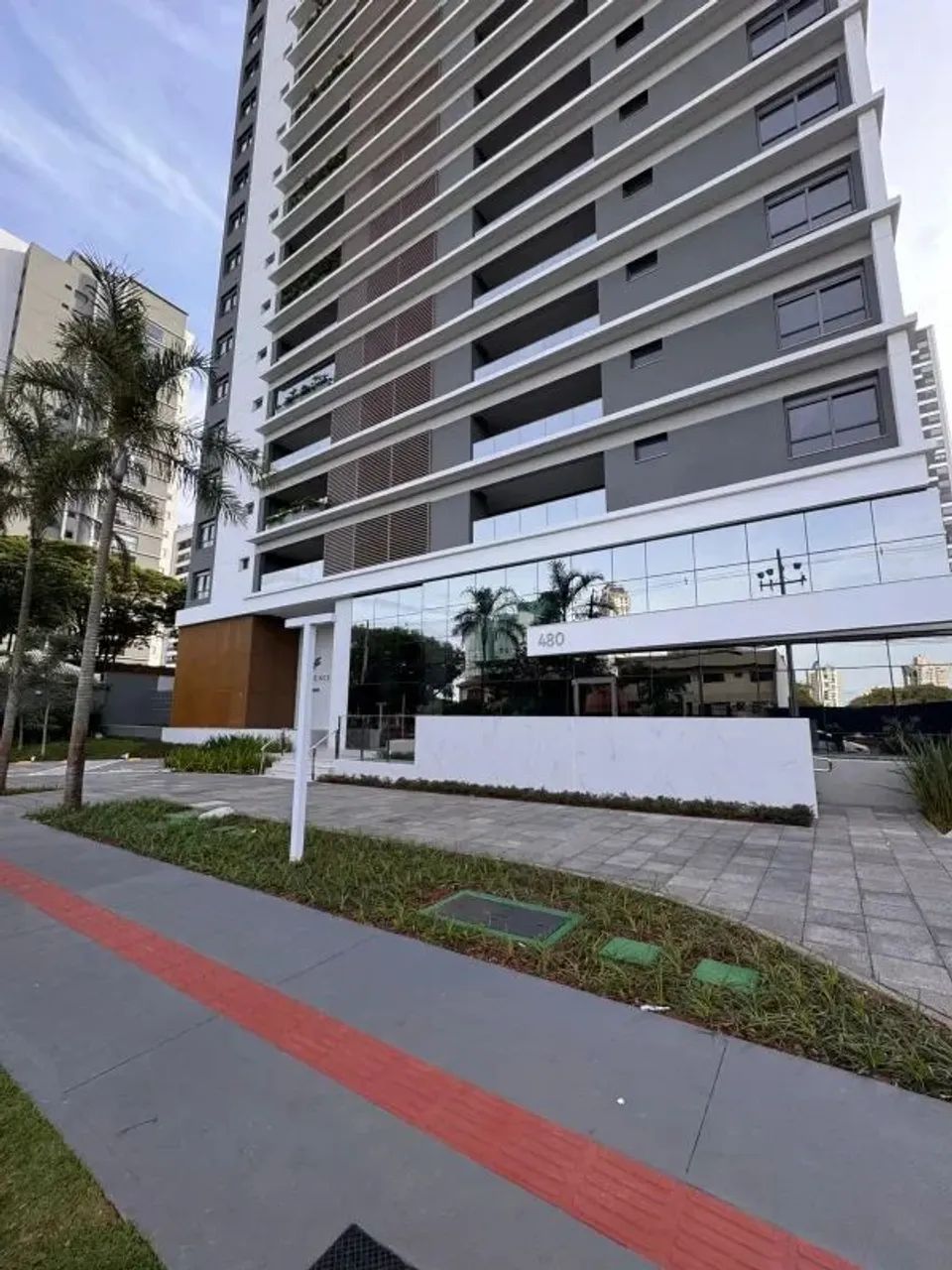 Apartamento à Venda - Zona 03, Maringá