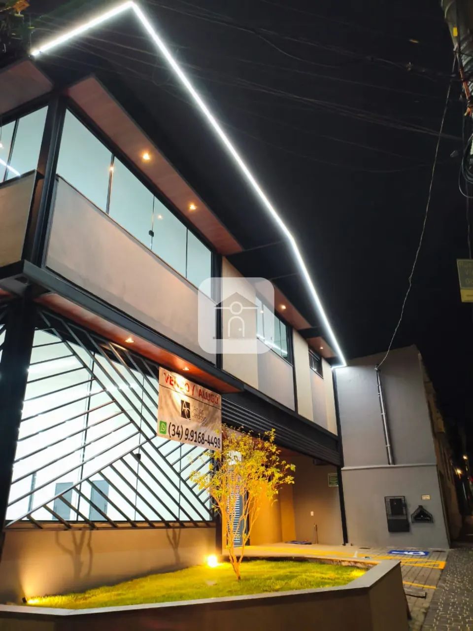 Prédio comercial para locação no bairro Martins - Foto 5