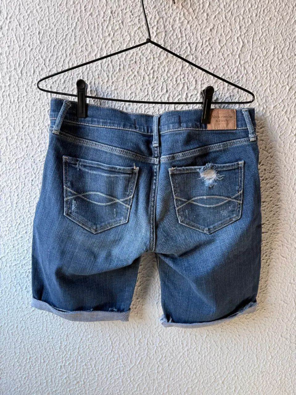 Bermuda jeans Abercrombie, feminina - Foto 2
