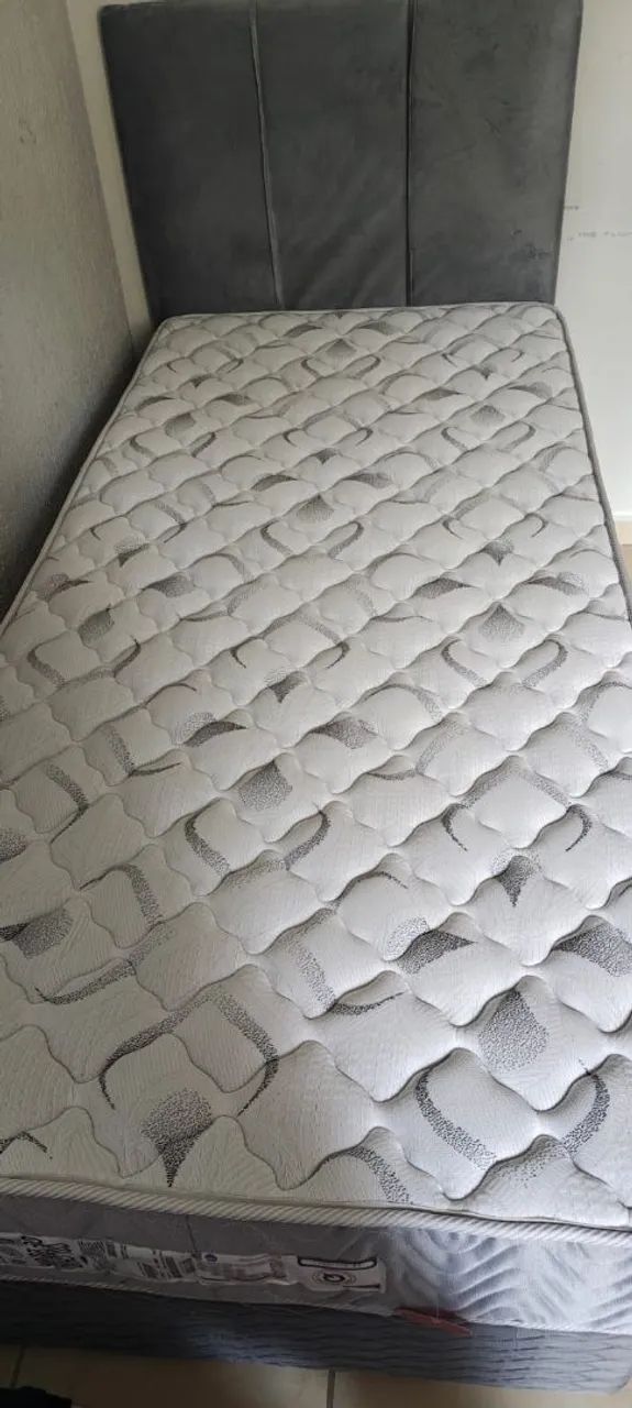 Cama de solteiro com box de baú e cabeceira