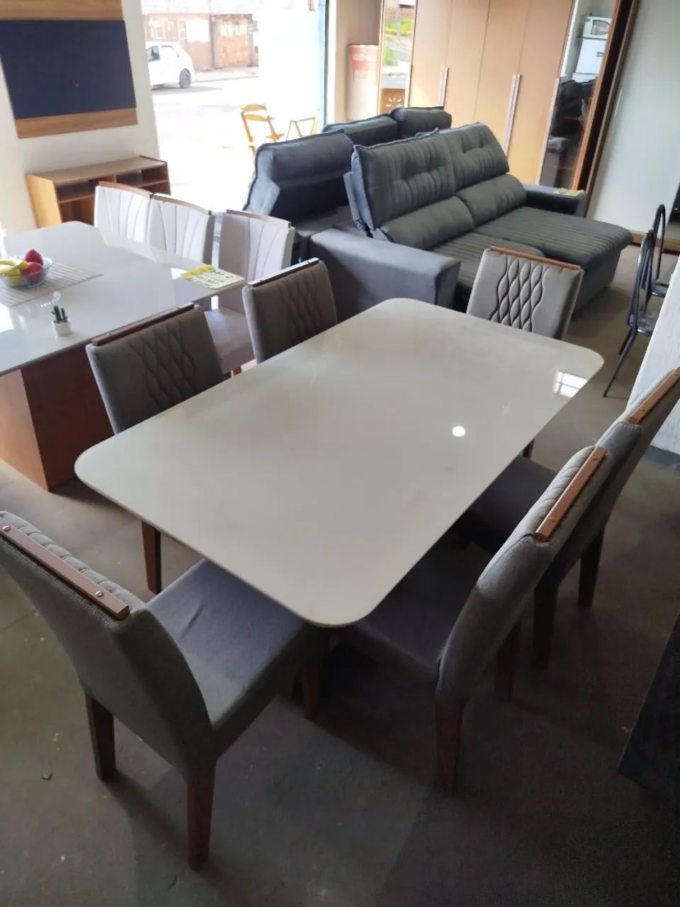 Mesa 6 lugar com tampão em laca canto  moeda base reforçada 100% MDF
