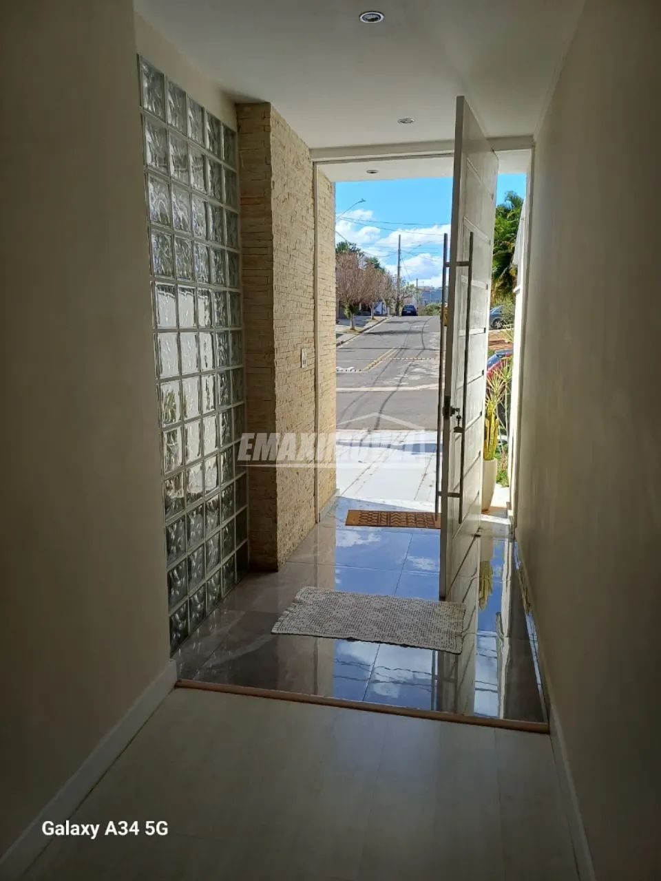 Casa em condomínio com 3 Quartos, suíte e 4 vagas! - Residencial Valença - Foto 2