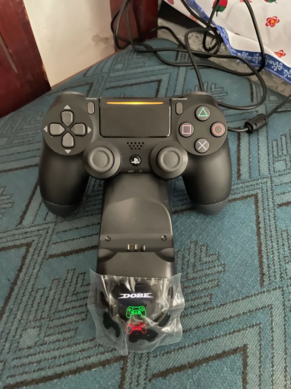 Carregador de controles PS4 - Foto 3