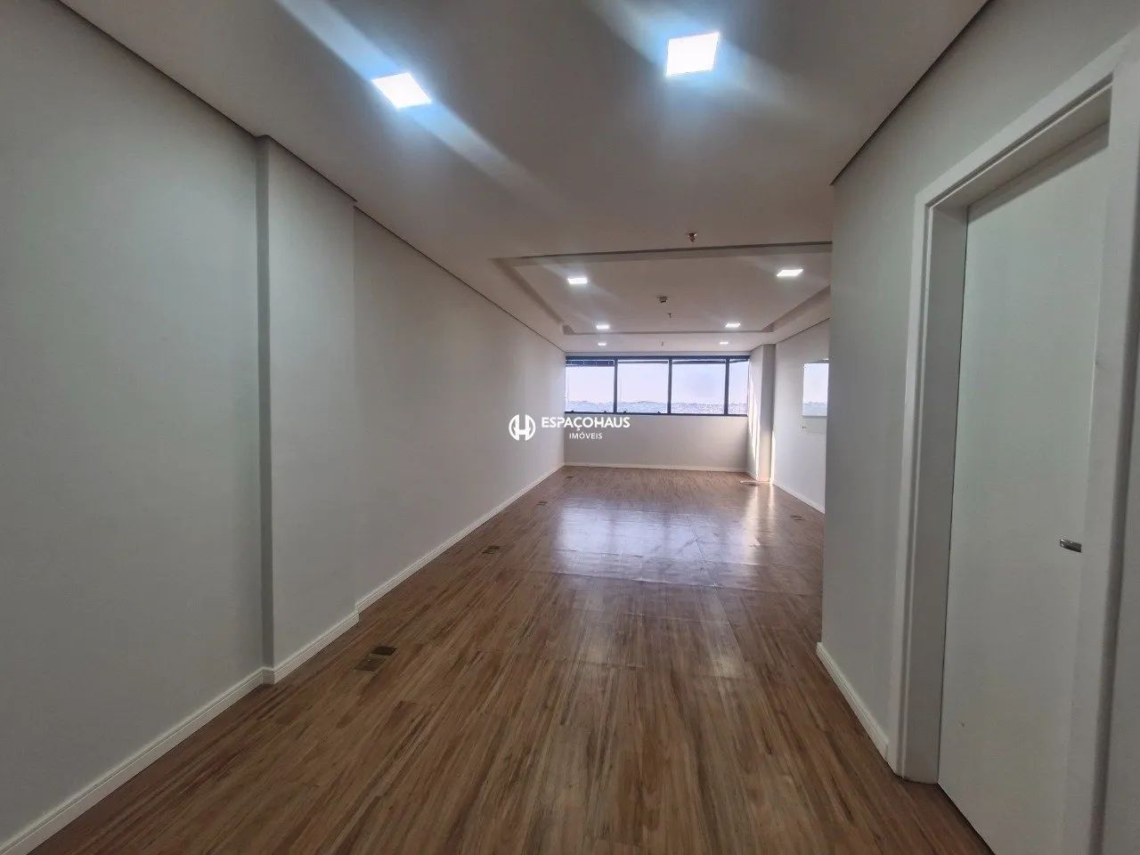 Sala para Alugar com 42m² no Sky Towers Office em Indaiatuba - SP - Foto 3
