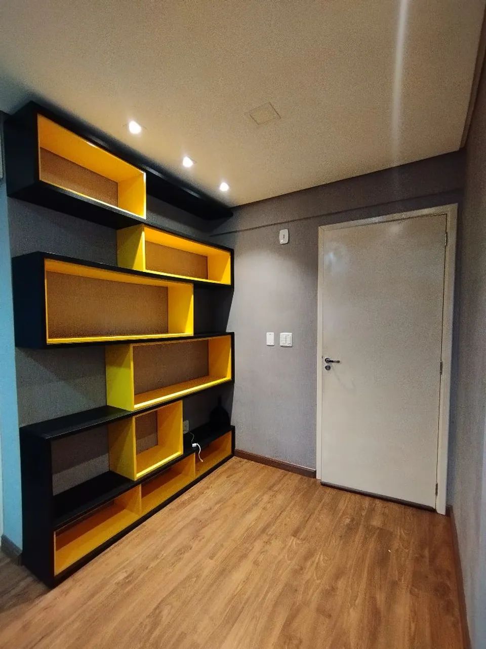 Vendo ou alugo Sala comercial Edifício Pleno