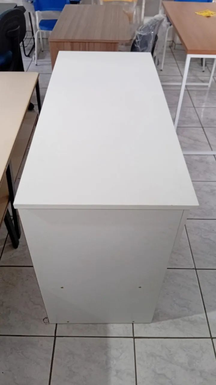 Mesa branca em promoção  - Foto 2
