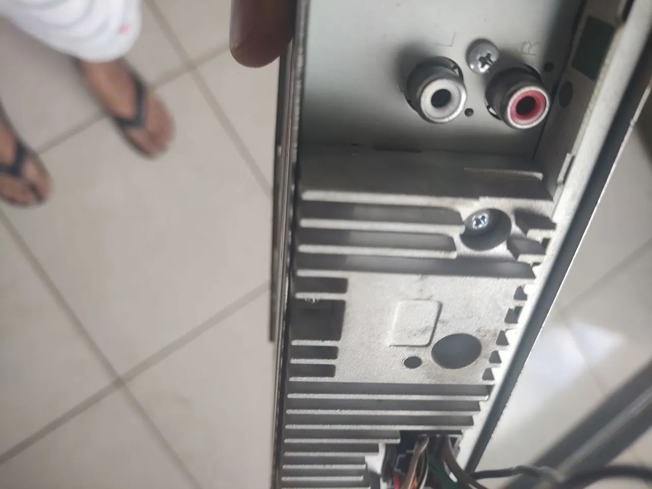 Toca Usb Pioneer modelo MVH 98ub  - Foto 3
