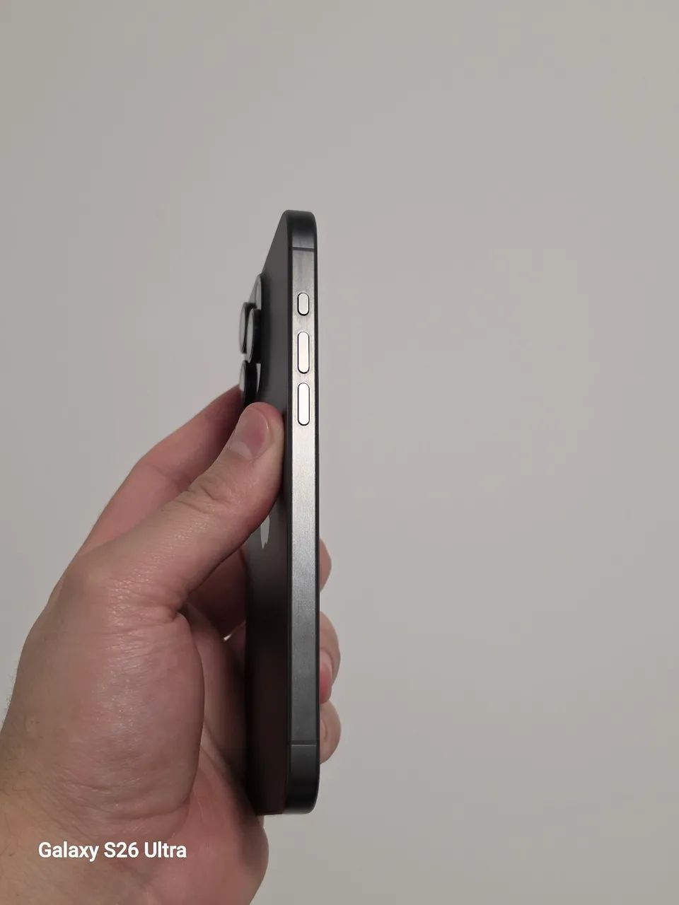 iPhone 15 Pro Max 512GB Titânio Preto - Foto 4