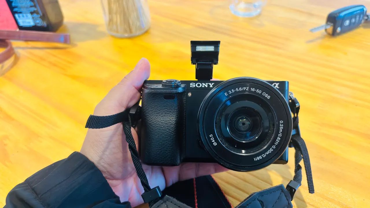 Câmera Sony a6000 - Foto 4