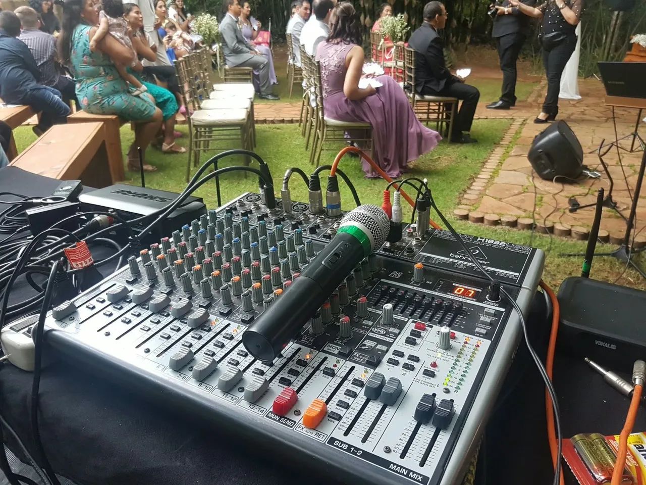 Som ambiente para cerimônia de casamento e outros 