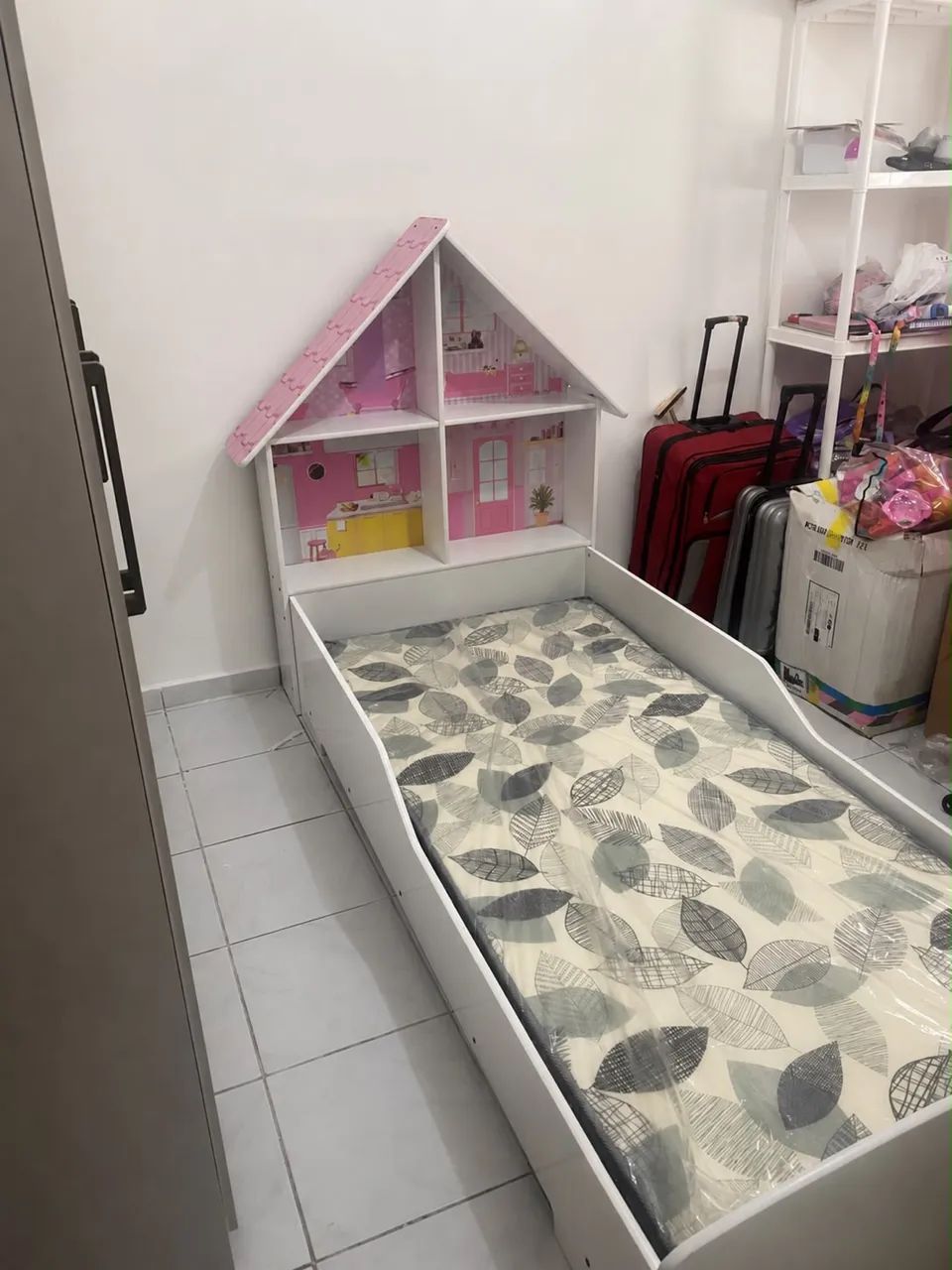 Cama infantil  ( SEM COLCHÃO ) 