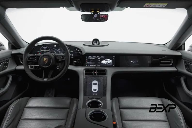 Porsche Taycan 4S (Elétrico), foto 13 de 16