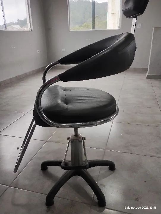 Kit lavatório e cadeira de corte 