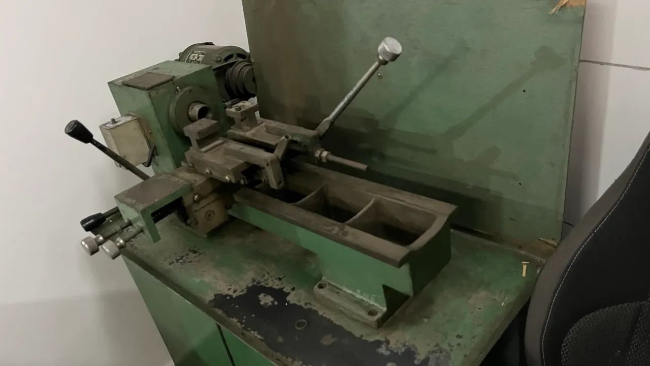 Torno de aliança da Marca Coelho 