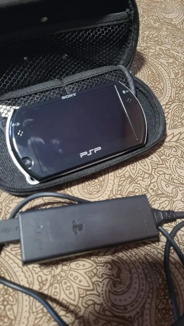 VENDO PSP GO DESBLOQUEADO  - Foto 2