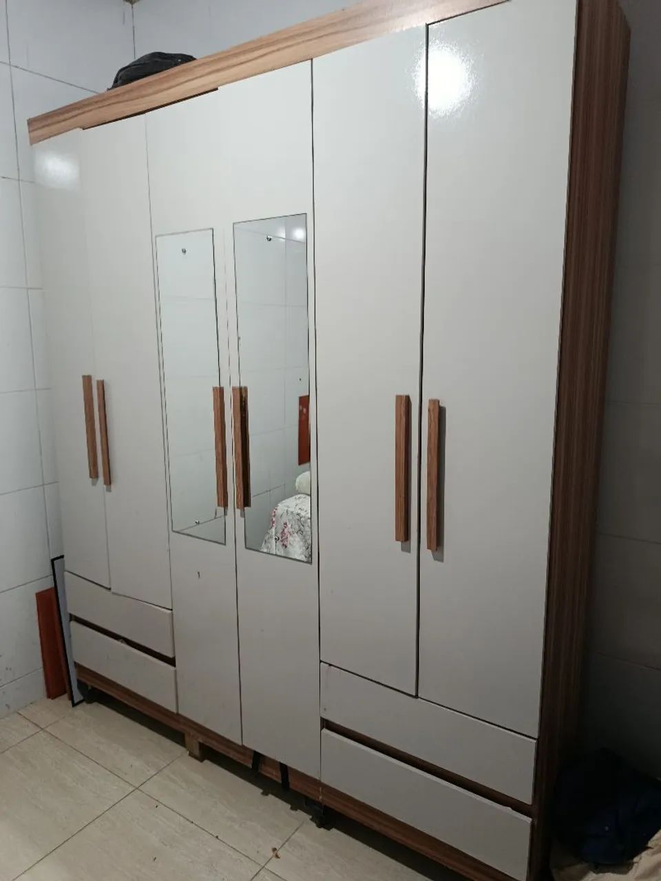 Vende se guarda roupa 
