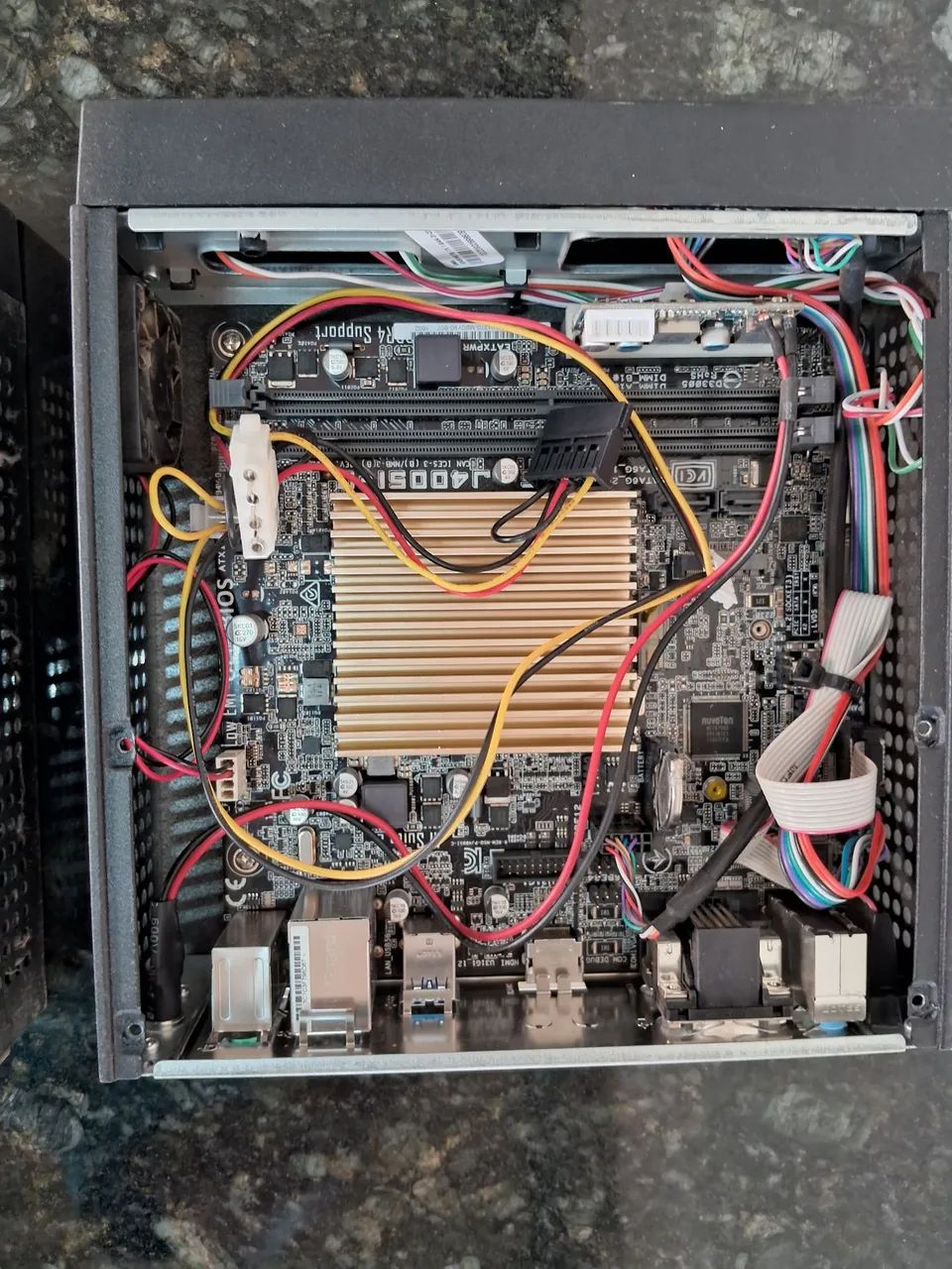 Vendo 2 mini cpu por R$ 599 ou troco por cpu gemer  - Foto 3