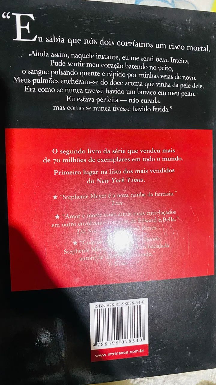 Livro da saga Crepúsculo :Lua Nova  - Foto 2