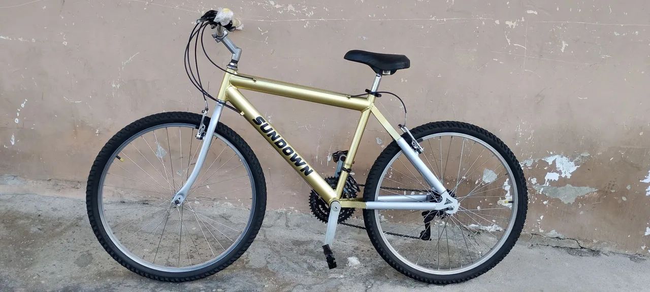 BICICLETA SUNDOWN ANOS 2000 EM ALUMÍNIO  - Foto 2