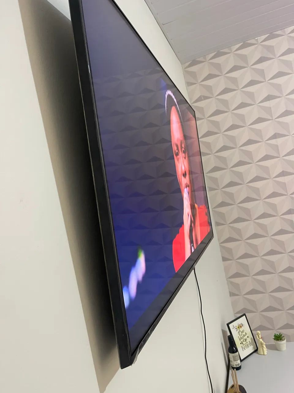 Vendo TV LG 52 smart no plástico - Foto 2