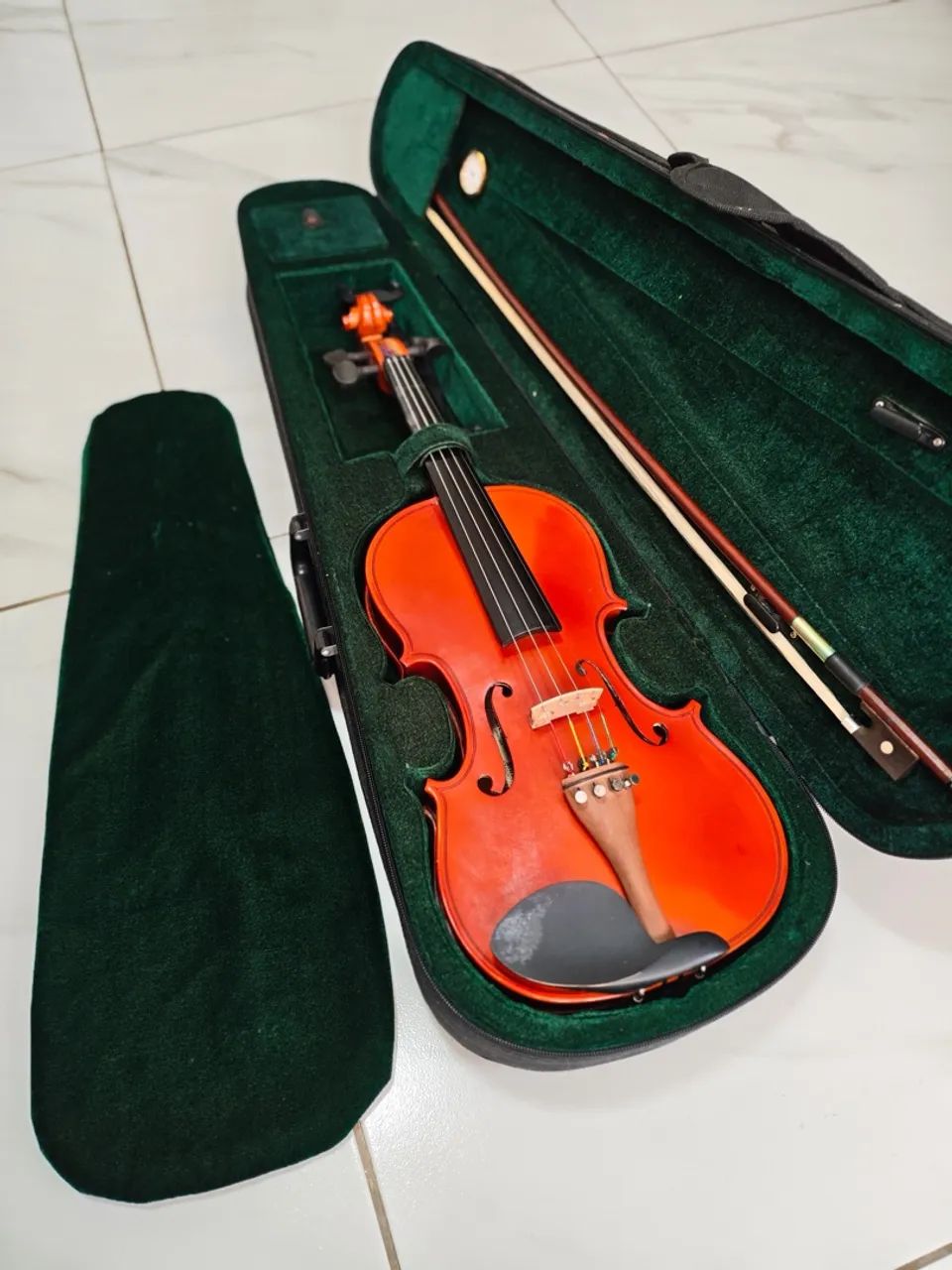 VIOLINO MICHAEL